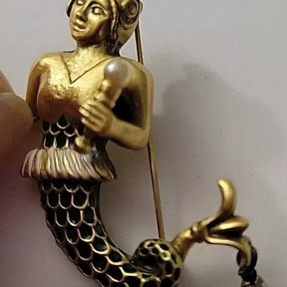 Vintage Gold Tone Green Enamel Faux Pearl Mythical Mermaid Brooch Excellent
